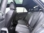 Volkswagen T-Roc 1.0 TSI R-Line | Pano dak | Trekhaak | ACC | Camera | IQ-Light | Stoelverwarming |