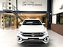 Volkswagen T-Roc 1.5 TSI R-Line/ Camera/ Massage/ IQ LED/ 18''LMV/ CarPlay