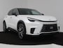 Lexus LBX Cool 2WD | Tech Pack | Apple Carplay/Android Auto | stuur verwarmd | Voorstoelen verwarmd |