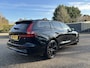 Volvo V60 2.0 T8 Plug-in hybrid AWD Ultra Dark