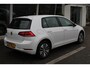 Volkswagen E-Golf E-DITION 136pk / LED / Navigatie / Camera / Climate Control / 16" LMV / White pearl lak