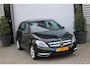 Mercedes-Benz B-klasse 180 1e Eigenaar | Camera | Pano | Trekhaak | Leder | Stoelverwarming | Xenon | Dodehoekassistent