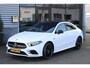 Mercedes-Benz A-klasse 250 e AMG Pano | Widescreen | Sfeerverlichting | Camera | Multispaak 19" | Dealer Onderhouden