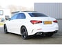 Mercedes-Benz A-klasse 250 e AMG Pano | Widescreen | Sfeerverlichting | Camera | Multispaak 19" | Dealer Onderhouden