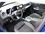Mercedes-Benz GLB 180 AMG 7 Persoons Facelift | Pano | Trekhaak | Multibeam LED | Keyless | Stoelverwarming | Spectraalblauw