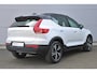 Volvo XC40 T3 AUT8 163PK R-Design, Camera achter, Verwarmbare Voorstoelen, Verwarmbaar Stuurwiel, Adaptieve Cruise Control, Pilot Assist, Elek Verstelbare Bestuurdersstoel Met Geheugen, Harman&Kardon Audio, BLIS