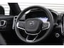 Volvo XC40 T3 AUT8 163PK R-Design, Camera achter, Verwarmbare Voorstoelen, Verwarmbaar Stuurwiel, Adaptieve Cruise Control, Pilot Assist, Elek Verstelbare Bestuurdersstoel Met Geheugen, Harman&Kardon Audio, BLIS