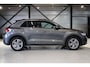 Volkswagen T-Roc 1.0 TSI R-Line|IQ Light|Navi|Camera|Stoelverwarming|Afn trekhaak|18 inch