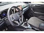 Volkswagen T-Roc 1.0 TSI R-Line|IQ Light|Navi|Camera|Stoelverwarming|Afn trekhaak|18 inch