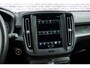 Volvo XC40 1.5 T2 Momentum Core | Trekhaak | Navigatie | Climate control | Apple Carplay / Android Auto | Parkeersensoren achter | Dealer onderhouden | Cruise Control |