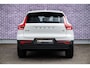 Volvo XC40 1.5 T2 Momentum Core | Trekhaak | Navigatie | Climate control | Apple Carplay / Android Auto | Parkeersensoren achter | Dealer onderhouden | Cruise Control |