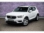 Volvo XC40 1.5 T2 Momentum Core | Trekhaak | Navigatie | Climate control | Apple Carplay / Android Auto | Parkeersensoren achter | Dealer onderhouden | Cruise Control |