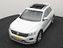 Volkswagen T-Roc 1.5 TSI R-Line 150pk Dealer O.H. | Trekhaak Afn. | Panodak | Adaptive Cruise | Camera | Sportstoelen Verwarmd | Keyless | Apple Carplay | Blis | LED Koplampen | Navigatie | DAB |