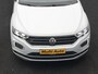 Volkswagen T-Roc 1.5 TSI R-Line 150pk Dealer O.H. | Trekhaak Afn. | Panodak | Adaptive Cruise | Camera | Sportstoelen Verwarmd | Keyless | Apple Carplay | Blis | LED Koplampen | Navigatie | DAB |