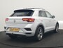 Volkswagen T-Roc 1.5 TSI R-Line 150pk Dealer O.H. | Trekhaak Afn. | Panodak | Adaptive Cruise | Camera | Sportstoelen Verwarmd | Keyless | Apple Carplay | Blis | LED Koplampen | Navigatie | DAB |