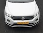 Volkswagen T-Roc 1.5 TSI R-Line 150pk Dealer O.H. | Trekhaak Afn. | Panodak | Adaptive Cruise | Camera | Sportstoelen Verwarmd | Keyless | Apple Carplay | Blis | LED Koplampen | Navigatie | DAB |
