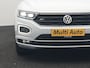 Volkswagen T-Roc 1.5 TSI R-Line 150pk Dealer O.H. | Trekhaak Afn. | Panodak | Adaptive Cruise | Camera | Sportstoelen Verwarmd | Keyless | Apple Carplay | Blis | LED Koplampen | Navigatie | DAB |