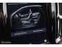 Volvo XC60 2.0 T8 Plug-in hybrid AWD Ultimate Dark | Long Range | H&K | Pano | Google Dash | Stuur-stoelverw en koeling | Lage KM | Led