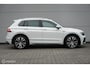 Volkswagen Tiguan 2.0 TSI 4Motion Highline Business R | Virtual | ACC | Pano | Trekhaak | AWD | All season | recent onderhoud | R-line | Full options