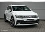 Volkswagen Tiguan 2.0 TSI 4Motion Highline Business R | Virtual | ACC | Pano | Trekhaak | AWD | All season | recent onderhoud | R-line | Full options