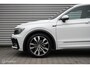 Volkswagen Tiguan 2.0 TSI 4Motion Highline Business R | Virtual | ACC | Pano | Trekhaak | AWD | All season | recent onderhoud | R-line | Full options