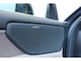 Volvo ES90 Single Motor Ext. R. Plus Launch Edition 92 kWh | 21" 5-spaaks Aero Velgen | Warmtepomp | Verwarmende + Geventileerde Voorstoelen | Verwarmd Stuurwiel | Elektrisch Verstelbare Passagiersstoel |Panoramadak | Head-up Display | Keyless Entry/Start | Kunstlederen Interieurdelen |