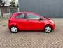 Toyota Yaris 1.0 VVTi +