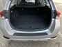 Toyota Auris Touring Sports 1.8 Hybrid Now / Navigatie / Camera / Parkeersensoren V+A / Climate controle / Cruise