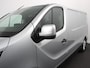 Renault Trafic 2.0 Blue dCi 110PK T30 L2H1 Advance Navigatie bluetooth DAB Camera Airco Trekhaak Houten bekleding Lichtmetalen velgen