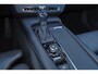 Volvo S90 T4 Momentum - Elektr. verstelbare bestuurdersstoel met geheugen - Apple® CarPlay - Android Auto - Elektr. bedienbare achterklep - Stoelverwarming voor & achter - Stuurwielverwarming - Standkachel - Keyless - DAB - Parkeersensoren voor & achter - Drive Mode Settings - 20 inch LMV - 12 inch bestuurdersdisplay - Elektr. bedienbare kindersloten achter