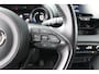 Toyota Yaris 1.5 Hybrid Executive Bi-tone kleur I Leder I Head up I Applecarplay I LED koplampen