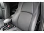 Toyota Yaris 1.5 Hybrid Executive Bi-tone kleur I Leder I Head up I Applecarplay I LED koplampen