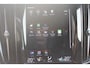 Volvo XC60 T5 250PK Automaat R-Design Adaptieve cruise control / Semi elektrisch wegklapbare trekhaak / Apple Carplay / Stoel en stuurwielverwarming / Parkeersensoren voor en achter met parkeercamera