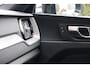 Volvo XC60 T6 Recharge AWD R-Design | Stoelverwarming | Trekhaak | Panoramadak | Parkeercamera | BLIS | Pilot Assist | Keyless
