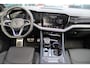 Volkswagen Touareg 3.0 TSi eHybrid 4MOTION R | Trekhaak | Massage | leder | Dynaudio | Luchtvering | Panoramadak
