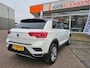 Volkswagen T-Roc 1.0 TSI Sport BJ.2018 / Navi / Pdc / Stoelverwarming / 6 Bak / 17"Lmv / Trekhaak !!