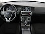 Volvo V60 1.6 T3 Momentum | Automaat | Trekhaak | Camera | Navigatie | Climate control | Parkeerhulp | Half leder | Bluetooth | Cruise control