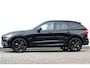 Volvo XC60 2.0 T6 Plug-in hybrid AWD Plus Black Edition R-Design | Nieuw | Pano | Head-up | ACC |