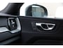 Volvo XC60 2.0 T6 Plug-in hybrid AWD Plus Black Edition R-Design | Nieuw | Pano | Head-up | ACC