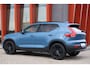Volvo XC40 T5 Recharge Plus Dark | Stoelverwarming | Trekhaak | Parkeercamera | H/K | Glossy Black | Keyless