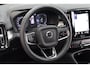 Volvo XC40 T5 Recharge Plus Dark | Stoelverwarming | Trekhaak | Parkeercamera | H/K | Glossy Black | Keyless