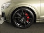Audi Q8 60 TFSI e quattro Pro Line S Competition 490pk | Panoramadak | HUD | 4 wielbesturing | Stoel ventilatie en massage | Verlengde garantie | 23 inch Lichtmetalen velgen