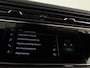 Audi Q8 60 TFSI e quattro Pro Line S Competition 490pk | Panoramadak | HUD | 4 wielbesturing | Stoel ventilatie en massage | Verlengde garantie | 23 inch Lichtmetalen velgen
