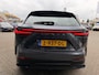 Lexus NX 350h AWD Luxury Line | LEDER | CAMERA | LED LAMPEN | ADAPTIEVE CRUISE | DODEHOEK DETECTIE | HUD DISPLAY | STUURVERWARMING/VERWARMDE STOELEN | NAVIGATIE |