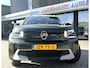 Citroën C3 Aircross 1.2 Benzine Turbo 100 pk Plus * Nieuw Type * 1.500 kg Trekvermogen. Two Tone Lak Dakkleur * Draadloos Apple Carplay / Android Auto voor Up to date Google Maps & Spotify * Climate & Cruise Control * Happy Tag Labels * Vingerhoets; Vierde Generatie Eersteklas Service. Al meer dan 100 jaar een begrip in de Brabantse Kempen.