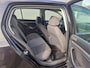 Volkswagen Golf 1.6 FSI Optive 2