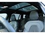 Volvo V60 2.0 T6 Plug-in hybrid AWD Plus Dark | Head-up Display | Harman/Kardon Premium Geluidssysteem | Panoramisch Schuif-/Kanteldak | Adaptieve Cruise Control met Pilot Assist |19" 5-triplespaaks Glossy Black | Lederen Bekleding | Google Navigatiesysteem | 360 Graden Camera | Electronic Climate Controle | Voorstoelen Verwarmd En Elektrische Lendesteunen | Keyless Entry | Elektrische Achterklep | Elektrisch Verstelbare Stoelen Voor Met Memory |Verwarmbare Achterbank |
