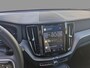 Volvo XC60 2.0 T6 Plug-in Hybrid AWD Plus Dark | Long Range | Panoramadak | Adaptive cruise control | Harman Kardon audio | 20 inch velgen | Stoel- en stuurverwarming | Actieve LED koplampen | Google Maps navigatie | Standkachel | Apple Carplay / Android Auto | Volledig Volvo dealer onderhouden |