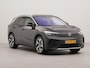 Volkswagen ID.4 First 77 kWh incl wegklapbare trekhaak | SoH 92,6% | Apple Carplay | Wegklapbare trekhaak | Navigatie | Achteruitrij camera | Wifi | Parkeersensoren voor en achter | Voorstoelen verwarmd | Spraakbediening |