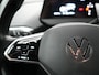Volkswagen ID.4 First 77 kWh incl wegklapbare trekhaak | SoH 92,6% | Apple Carplay | Wegklapbare trekhaak | Navigatie | Achteruitrij camera | Wifi | Parkeersensoren voor en achter | Voorstoelen verwarmd | Spraakbediening |